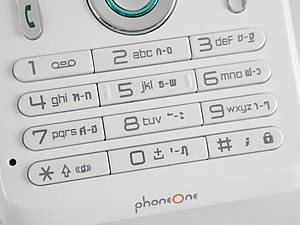 PhoneOne M402 - โฟนวัน