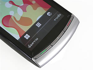 Sony Ericsson Vivaz - โซนี่ อีริคสัน Vivaz