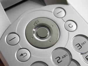 Sony Ericsson Z530i - โซนี่ อีริคสัน